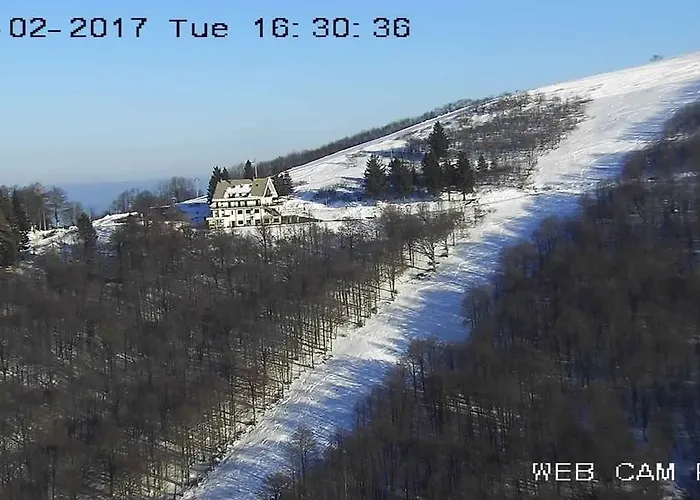 Hotel Casa Della Neve